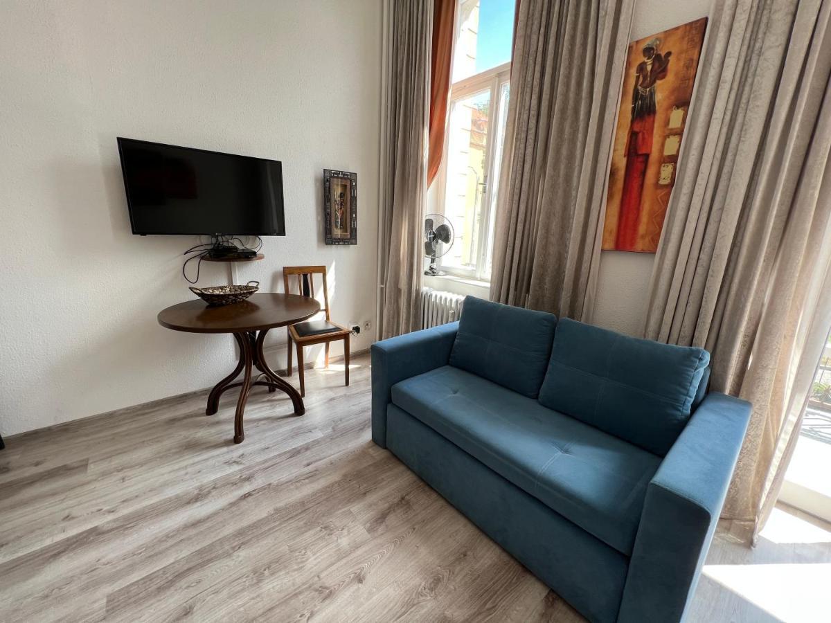 Apartment Alice Center كارلوفي فاري المظهر الخارجي الصورة